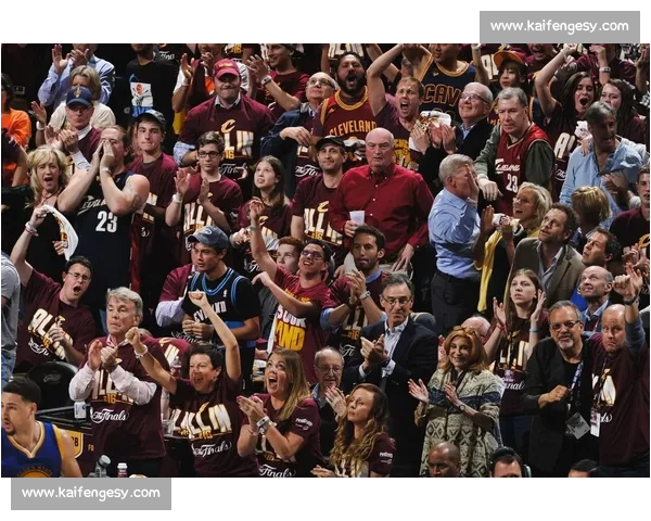 重温勇士对决骑士经典录像回放巅峰对抗全景解析精彩瞬间与战术博弈